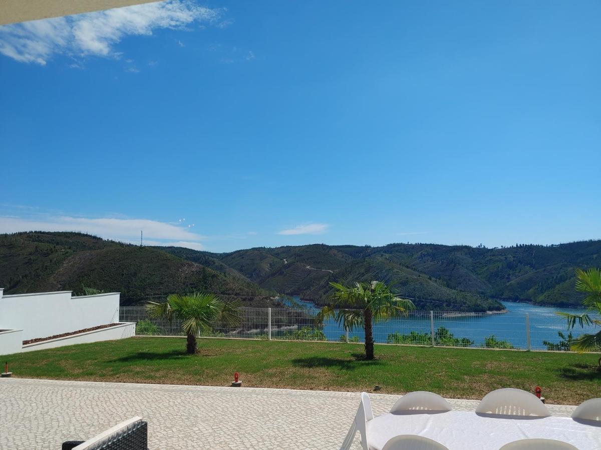 Lago Azul Villas Феррейра-ду-Зезери Экстерьер фото