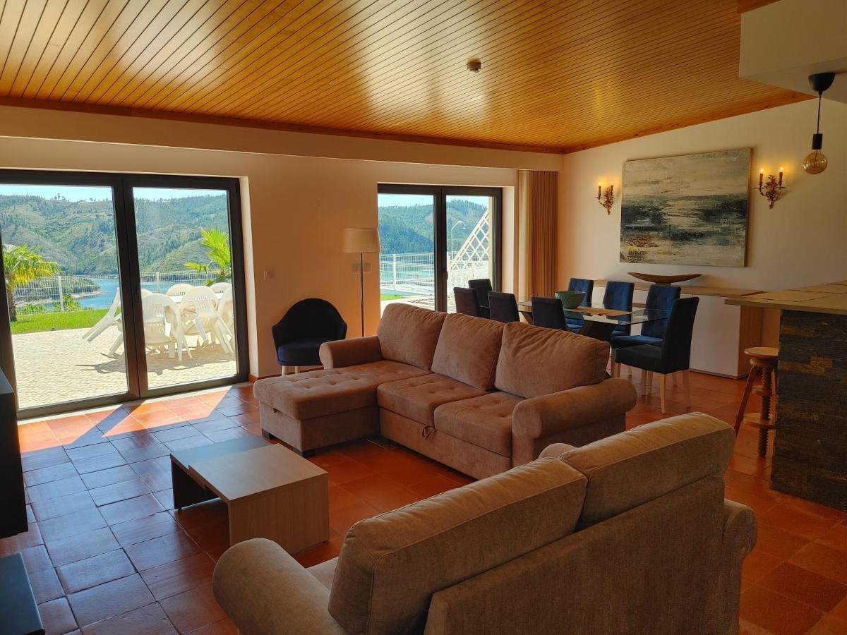 Lago Azul Villas Феррейра-ду-Зезери Экстерьер фото